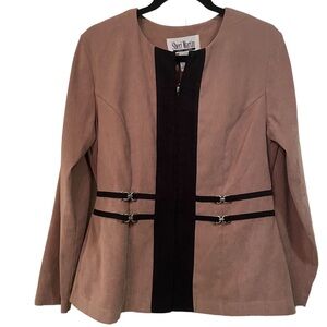Sheri‎ Martin Women's Blazer in Tan with Black Details